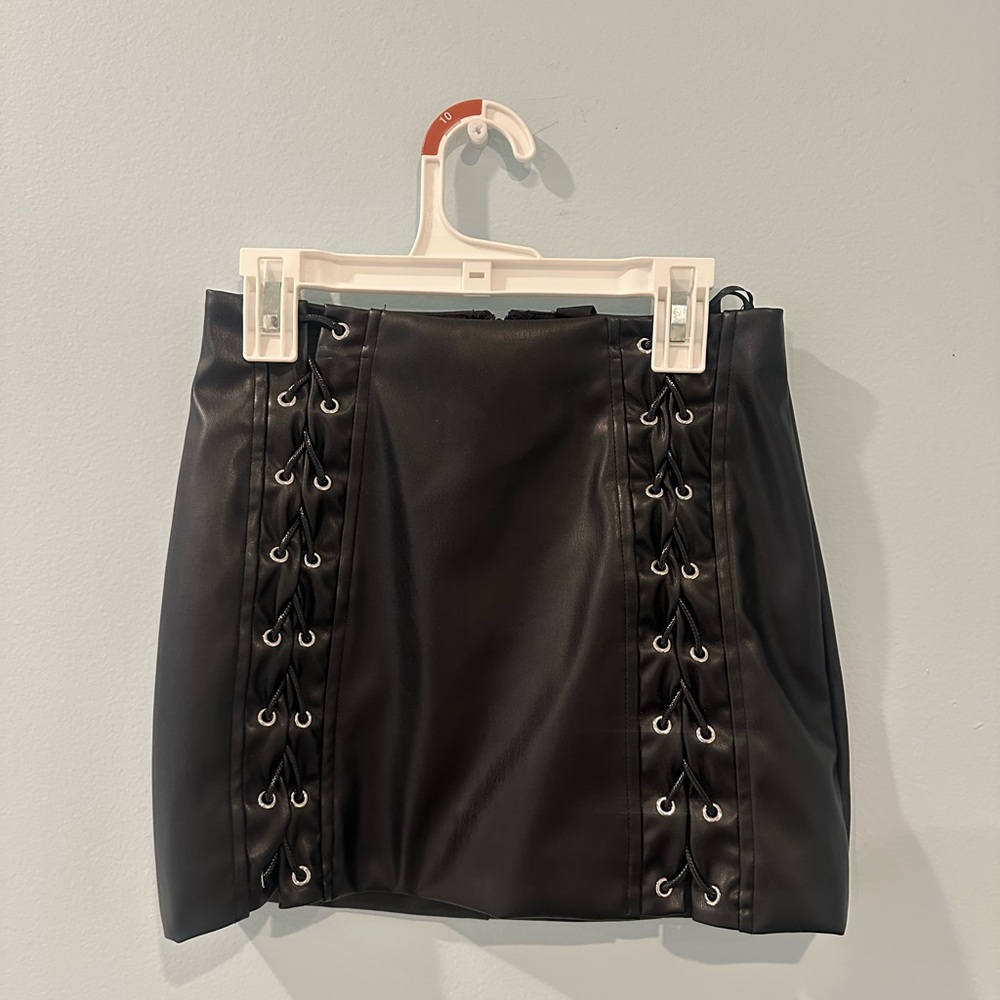 Windsor Black Lace-Up Mini Skirt